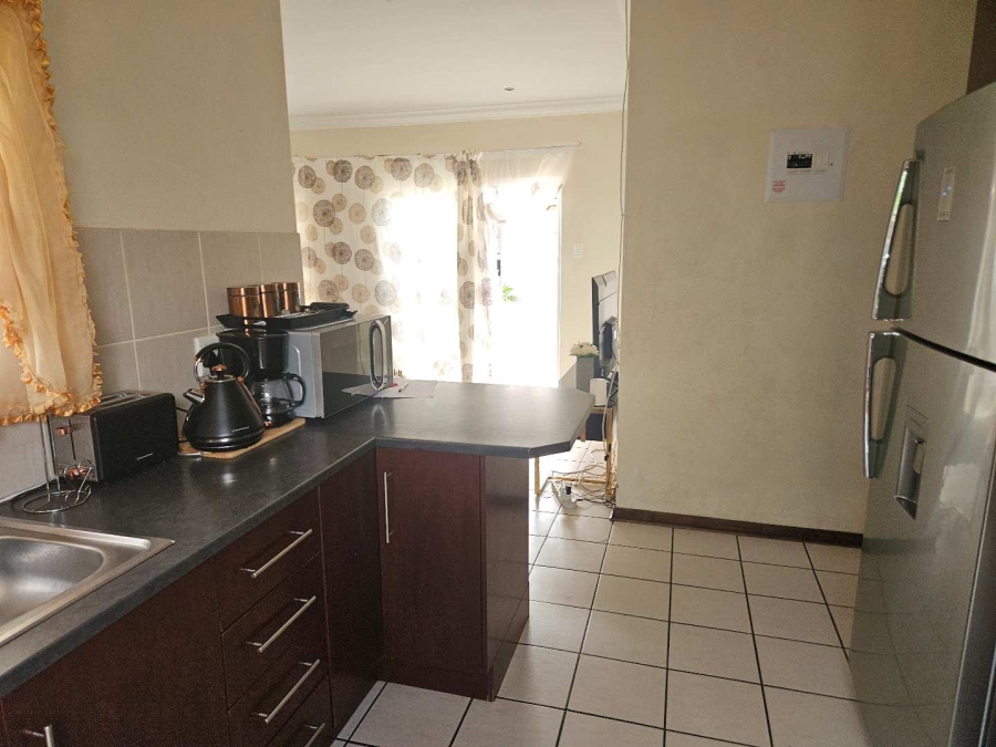 2 Bedroom Property for Sale in Retswelele Northern Cape